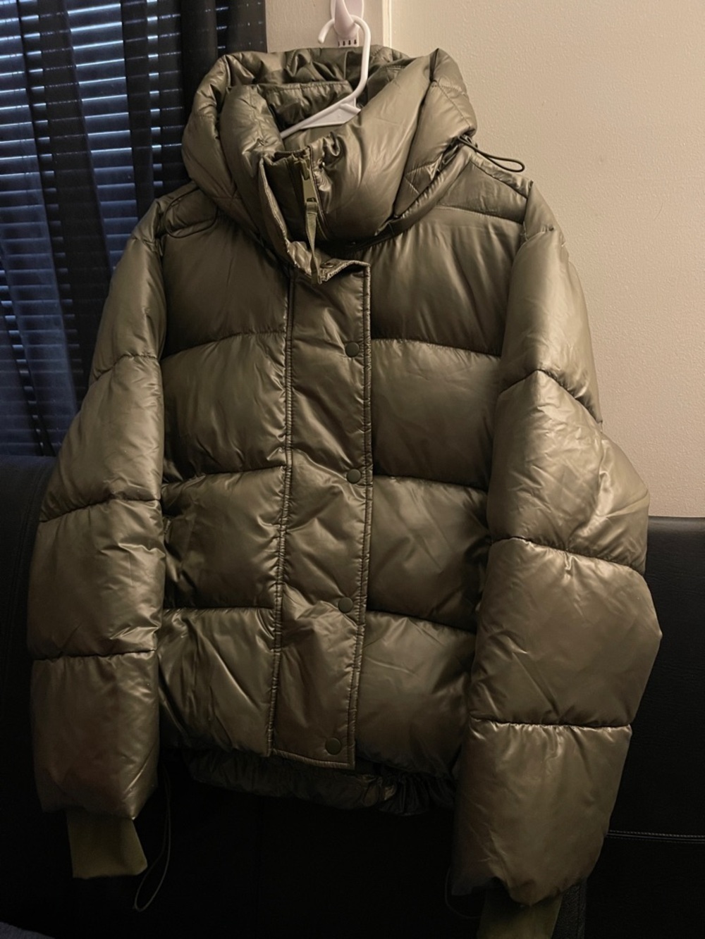 Women's Shiny Olive Gap Puffer Coat Size Large  NWT